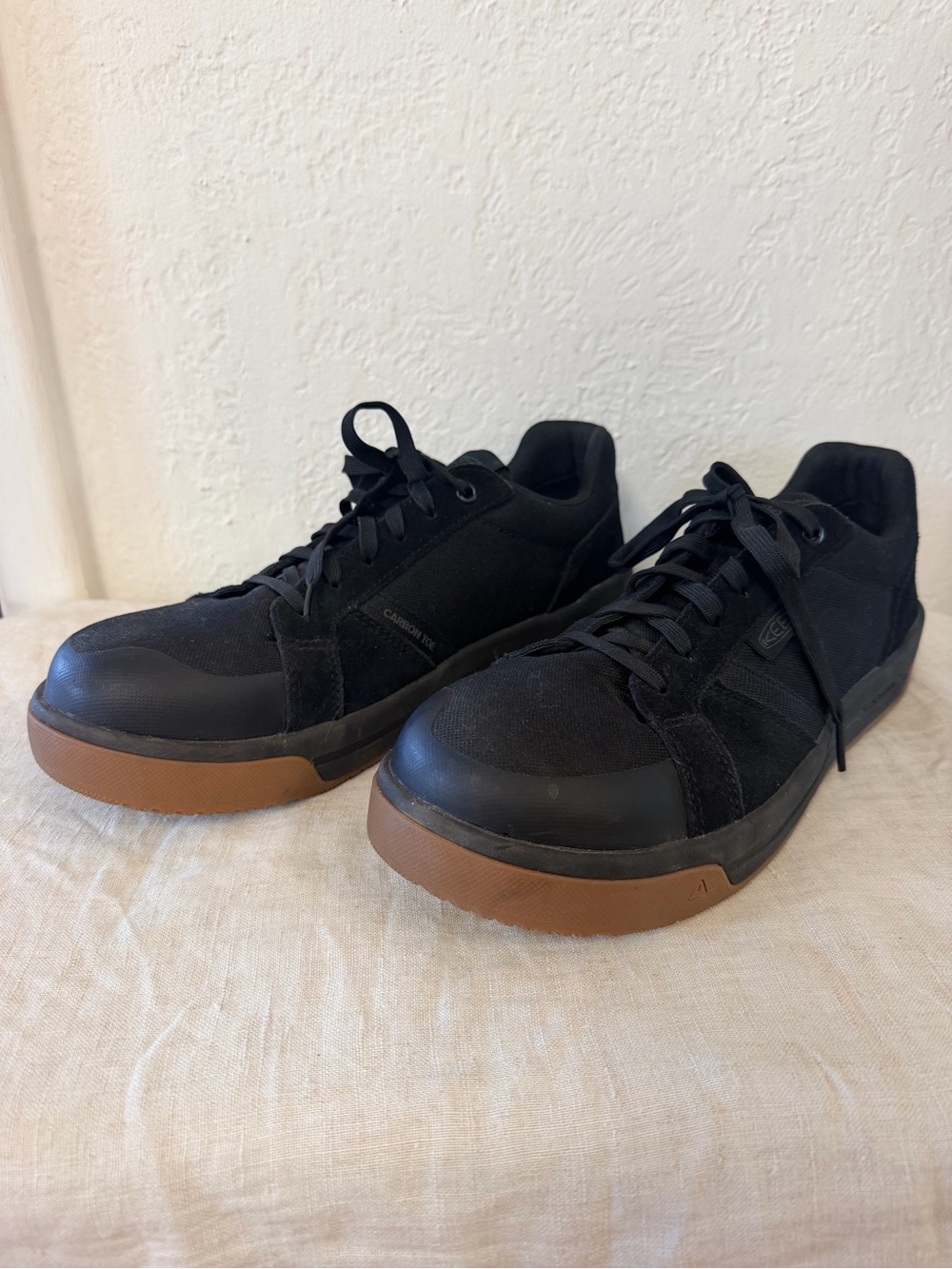 KEEN Utility carbon Toe Work Shoe Low Top Men’s Size 9EE  Black